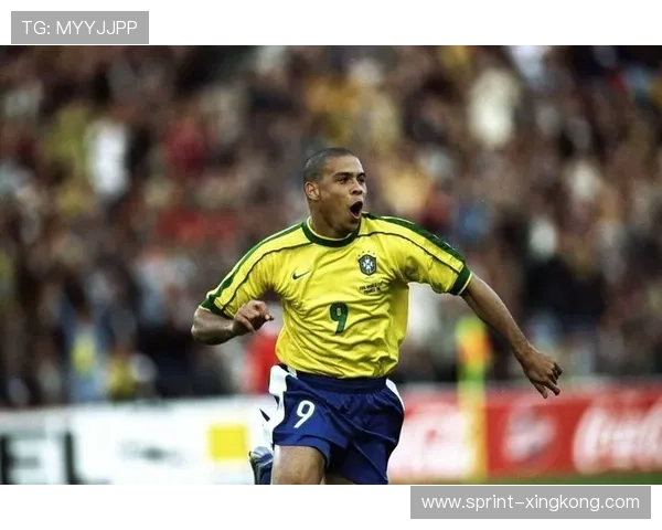 足球界十大射门传奇球星盘点 每一脚都令人惊叹的经典进球